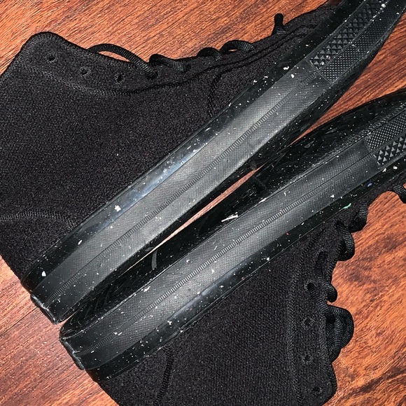 (2) different styles 2 for 1 !!! Converse size 12 - Picture 8 of 13